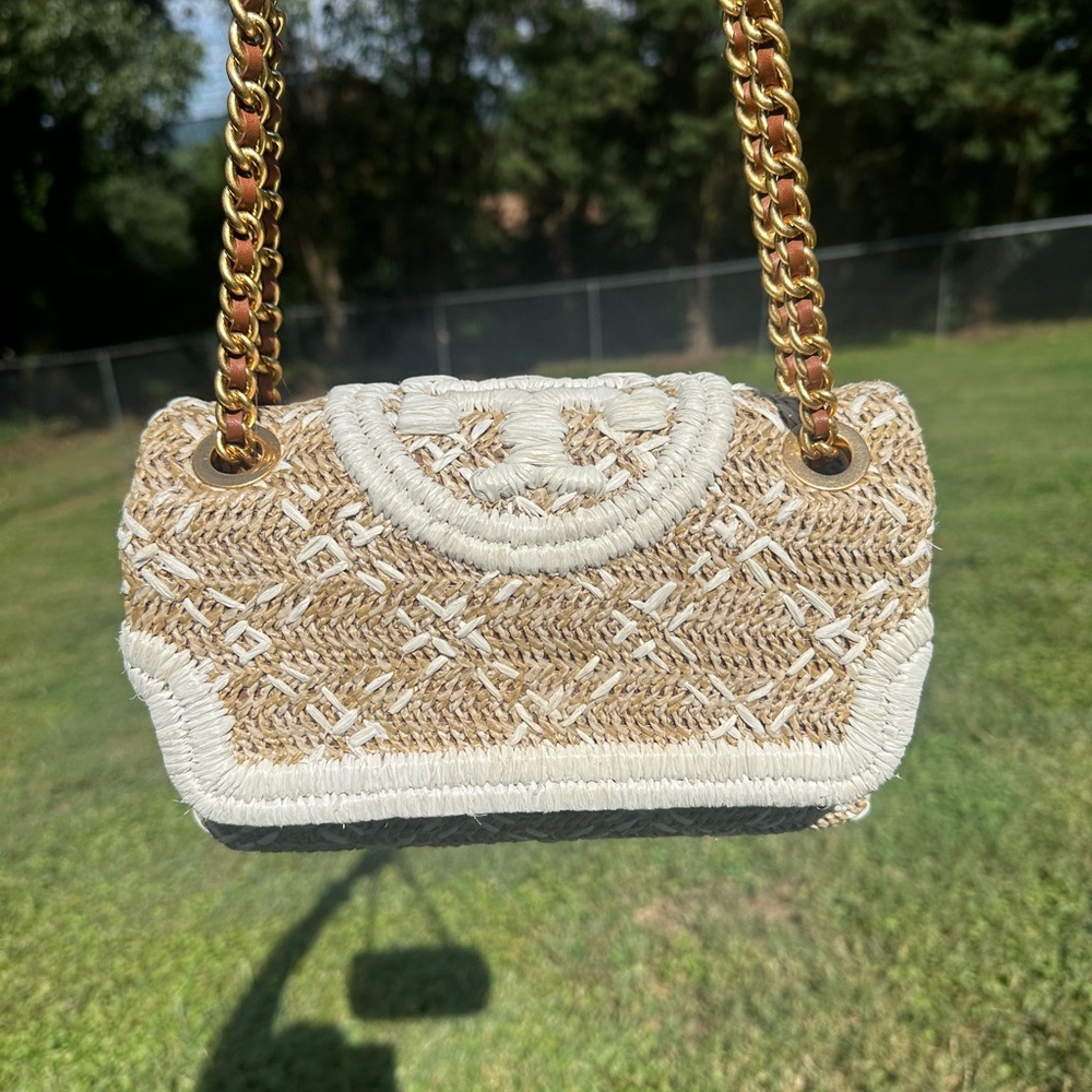 RARE Tory Burch Fleming evening bag /Beige and Cream Woven Shoulder Bag